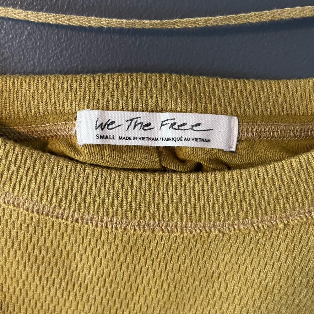 We The Free Mustard Yellow Sweatshirt - Picture 2 of 4